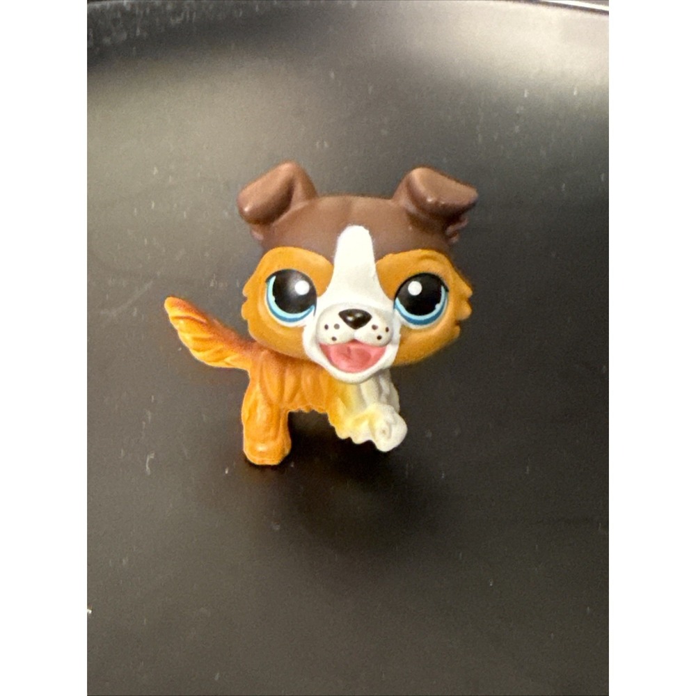Authentic LPS #237 Brown Collie Dog Blue Eyes Open Mouth Hasbro W/ 2 Paw Magnets